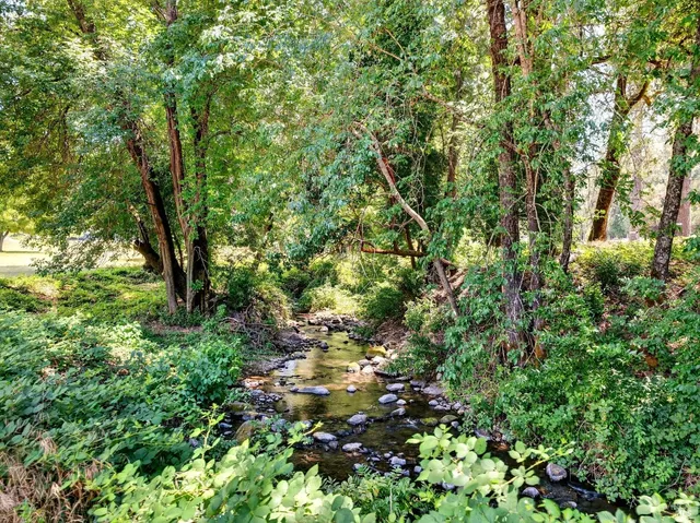 $1,900,000 | 16451 Golf Road, Cobb, CA 95426