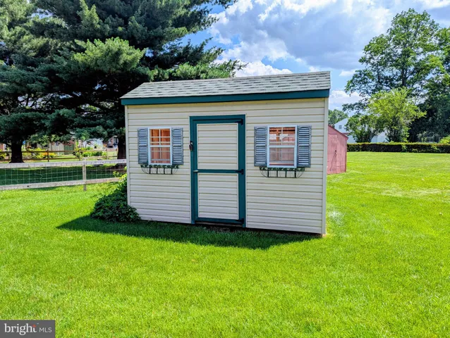 $294,500 | 201 North Linden Street, Robesonia, PA 19551