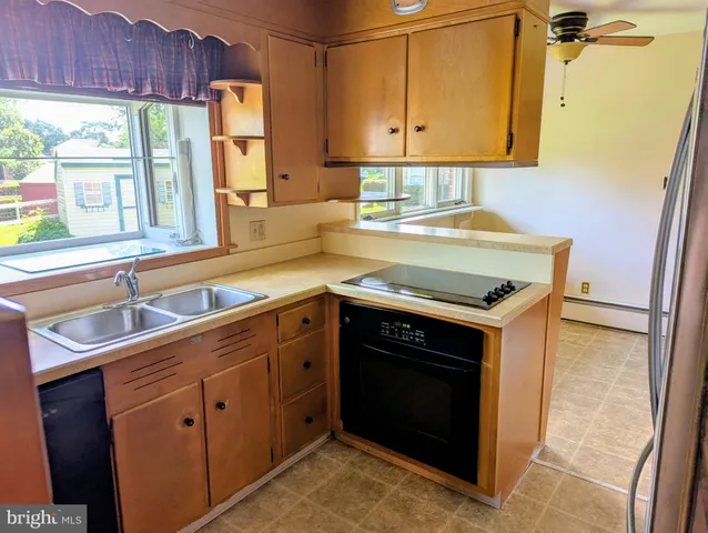 $294,500 | 201 North Linden Street, Robesonia, PA 19551