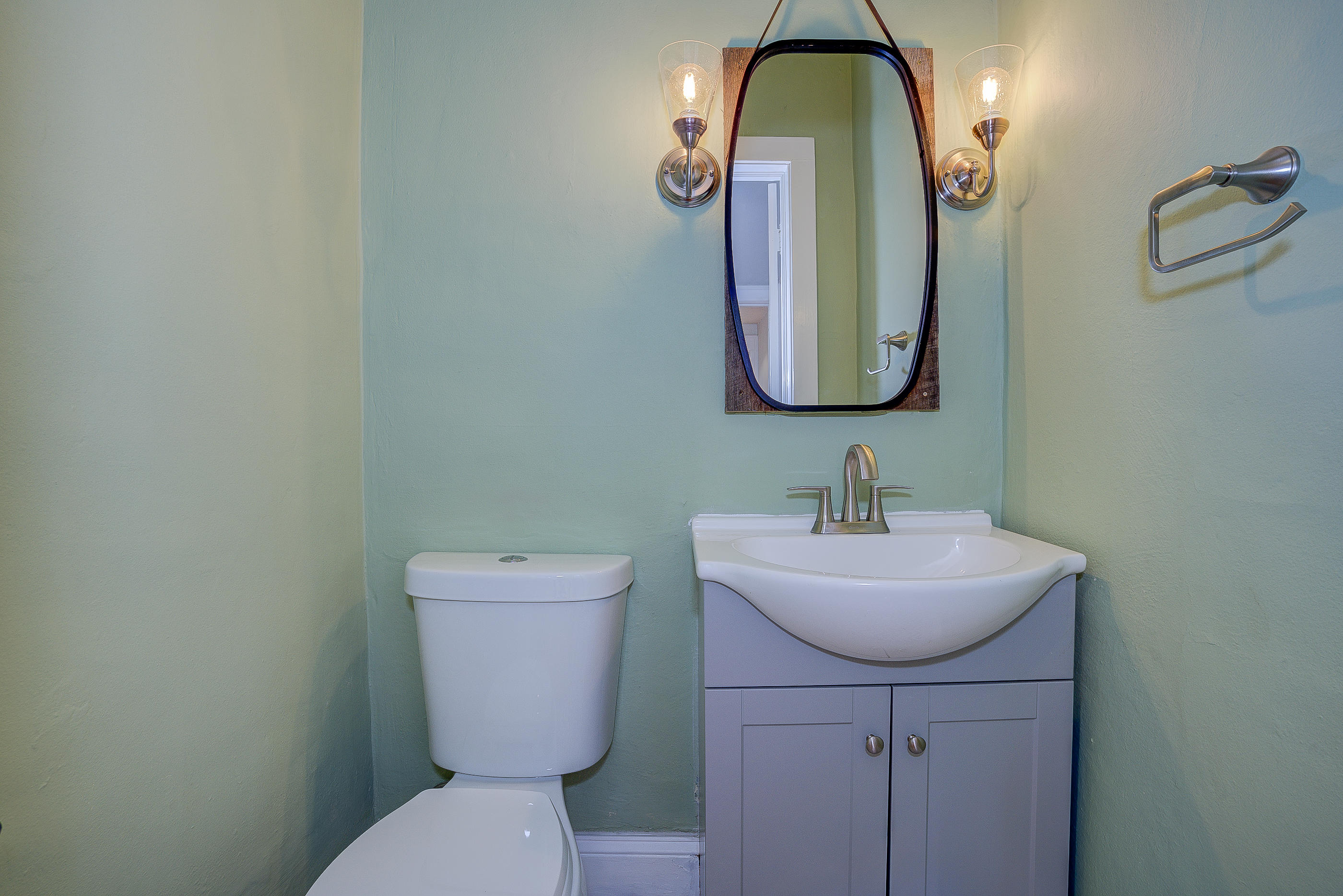 1902 Belleville Road Southwest Roanoke, VA 24015 - Photo 7 of 29 entry half bath