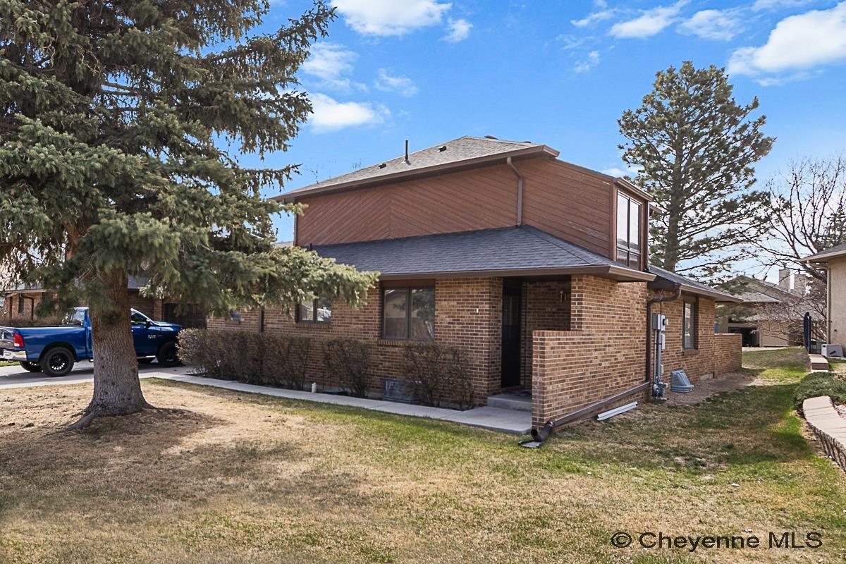 5104 Syracuse Road Cheyenne, WY 82009 - Photo 2 of 31 Gallery Image 2