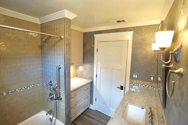 $769,000 | 10340 North Fowler Avenue, Clovis, CA 93619