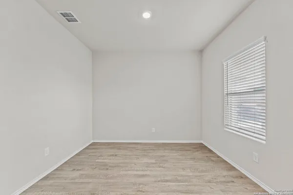 $1,750 | 7115 Mesa Cliffs, Converse, TX 78109