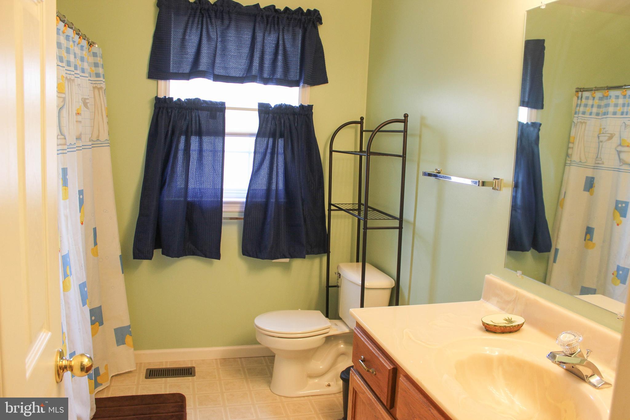 1114 Pepper Ridge Drive Reading, PA 19606 - Photo 15 of 25 Gallery Image 15