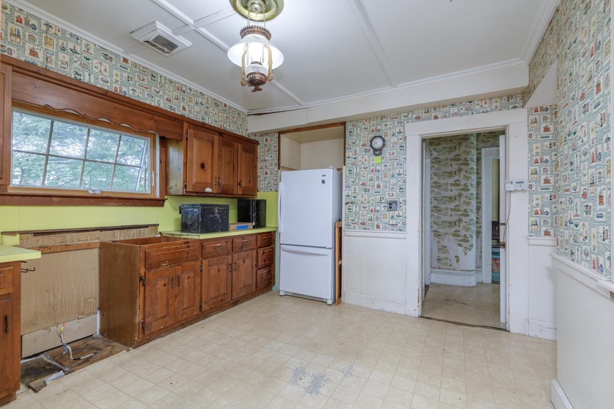 112 Front Street Exeter, NH 03833 - Photo 3 of 40