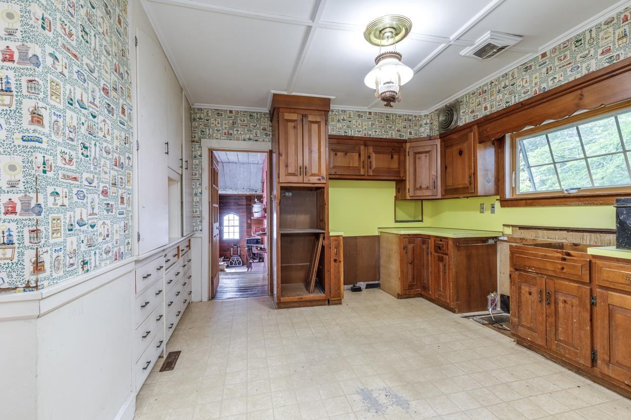 112 Front Street Exeter, NH 03833 - Photo 4 of 40