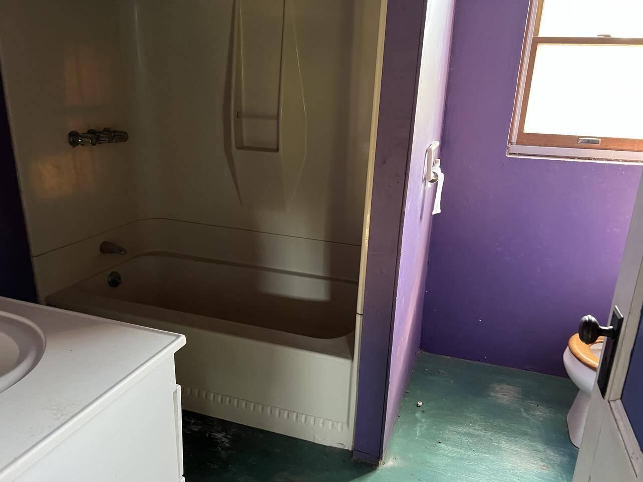 59 Garnet Head Road Pembroke, ME 04666 - Photo 10 of 17 2nd fl bath