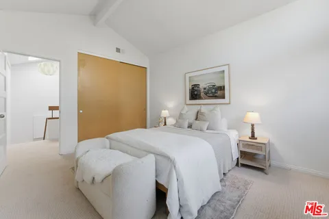 $2,085,000 | 4041 Midway Avenue, Culver City, CA 90232