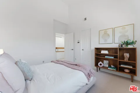 $2,085,000 | 4041 Midway Avenue, Culver City, CA 90232