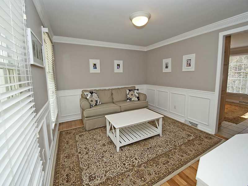 615 Trotwood Ridge Road Upper St. Clair, PA 15241 - Photo 2 of 19 Living Room.