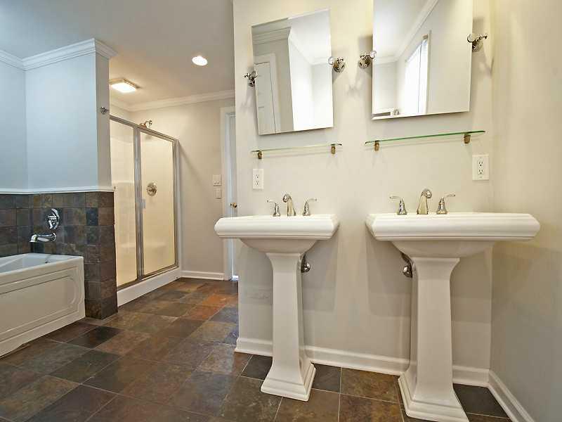 615 Trotwood Ridge Road Upper St. Clair, PA 15241 - Photo 13 of 19 Master Bath/Spa.
