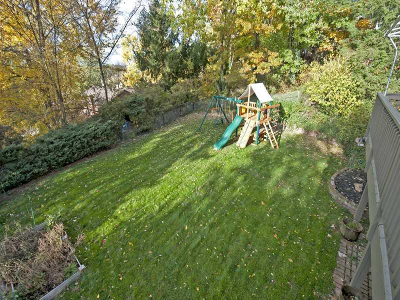 615 Trotwood Ridge Road Upper St. Clair, PA 15241 - Photo 17 of 19 Yard/Garden.