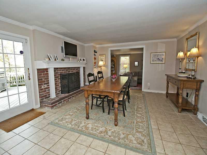 615 Trotwood Ridge Road Upper St. Clair, PA 15241 - Photo 4 of 19 Dining Room.
