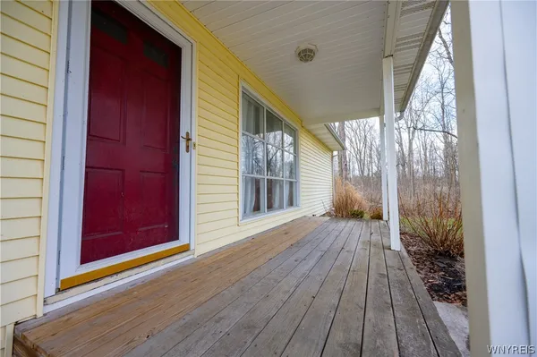 $325,000 | 54 Glenwood Avenue, Evans, NY 14006