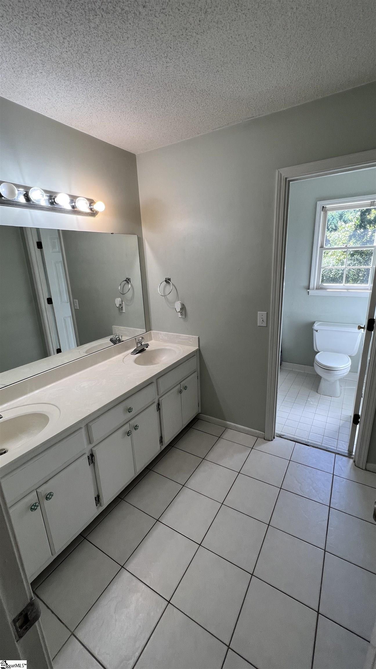 111 Robin Road Simpsonville, SC 29681 - Photo 18 of 36 Gallery Image 18