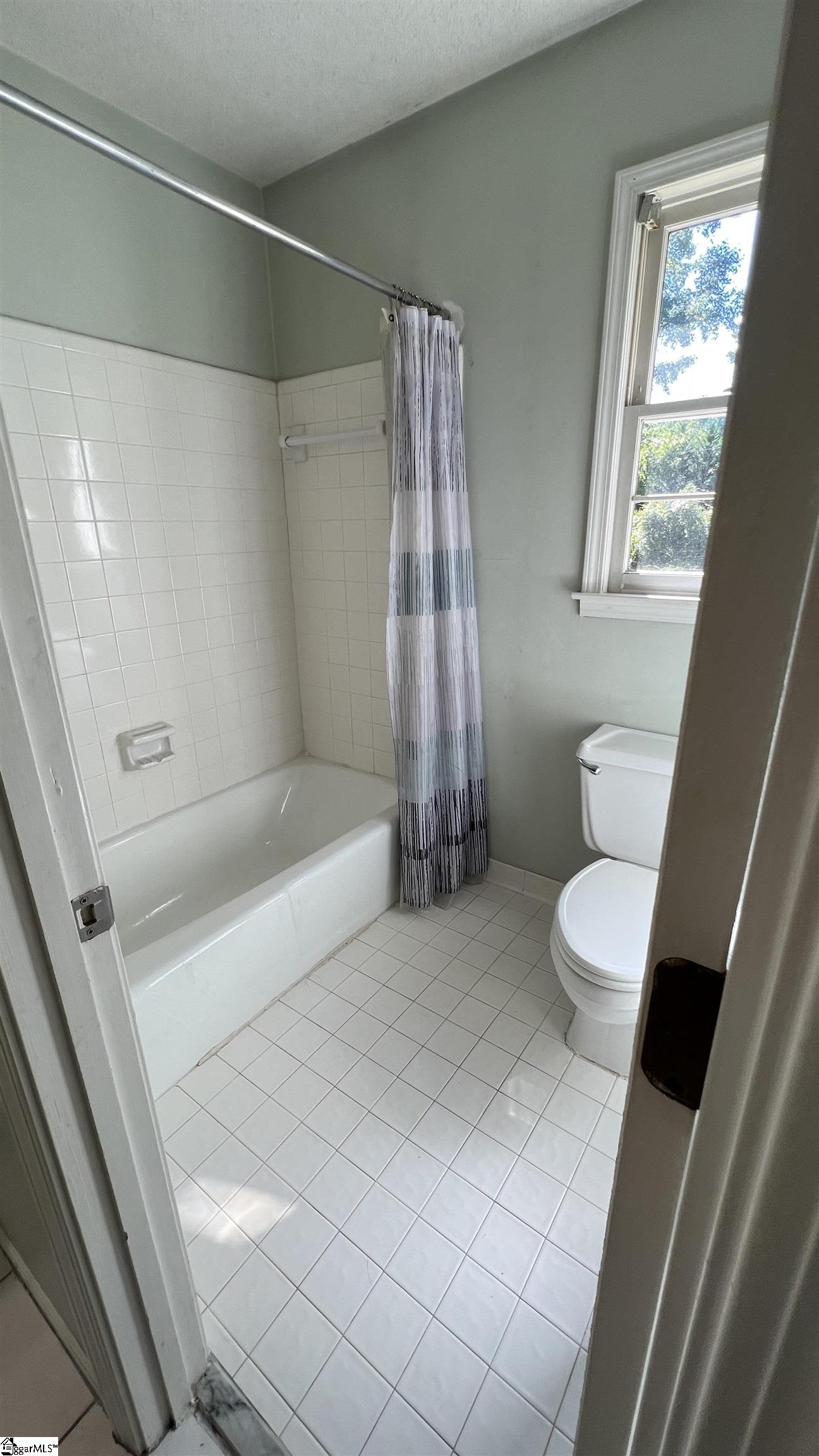 111 Robin Road Simpsonville, SC 29681 - Photo 20 of 36 Gallery Image 20