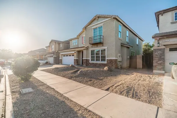 $3,500 | 2214 East Chanute Pass, Phoenix, AZ 85040