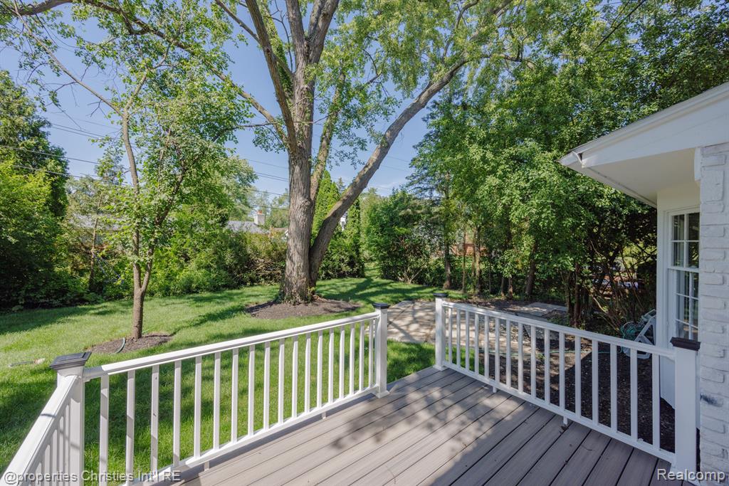 19810 Silver-Spring Street Southfield, MI 48076 - Photo 24 of 29