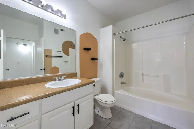 $193,000 | 8250 North Grand Canyon Drive, Unit 1159, Las Vegas, NV 89166