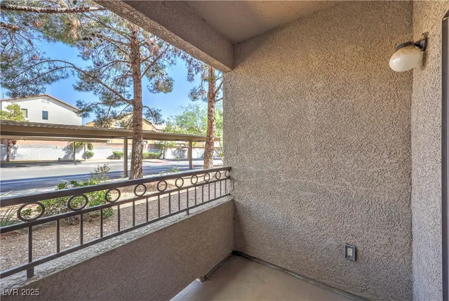 $193,000 | 8250 North Grand Canyon Drive, Unit 1159, Las Vegas, NV 89166