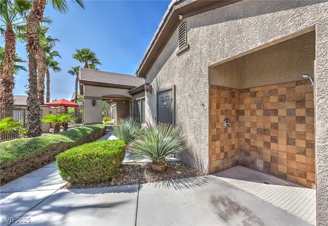 $193,000 | 8250 North Grand Canyon Drive, Unit 1159, Las Vegas, NV 89166