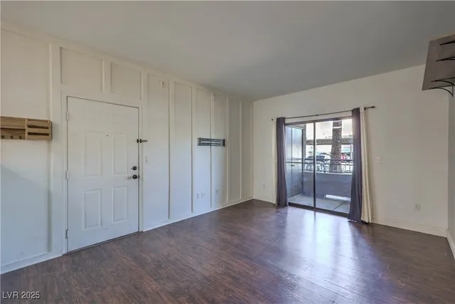 $193,000 | 8250 North Grand Canyon Drive, Unit 1159, Las Vegas, NV 89166