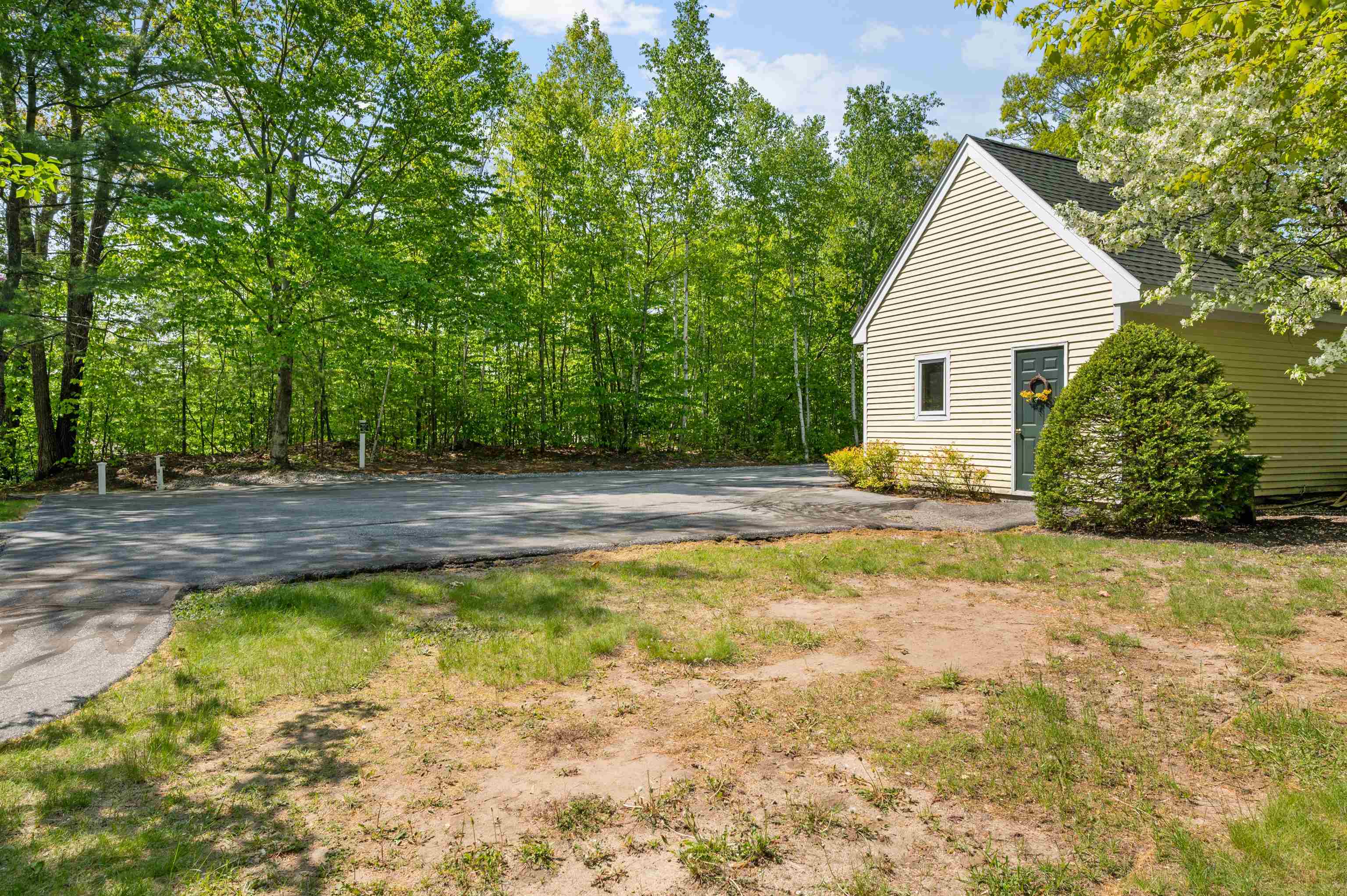 14 Rocky Point Lane Meredith, NH 03253 - Photo 12 of 31