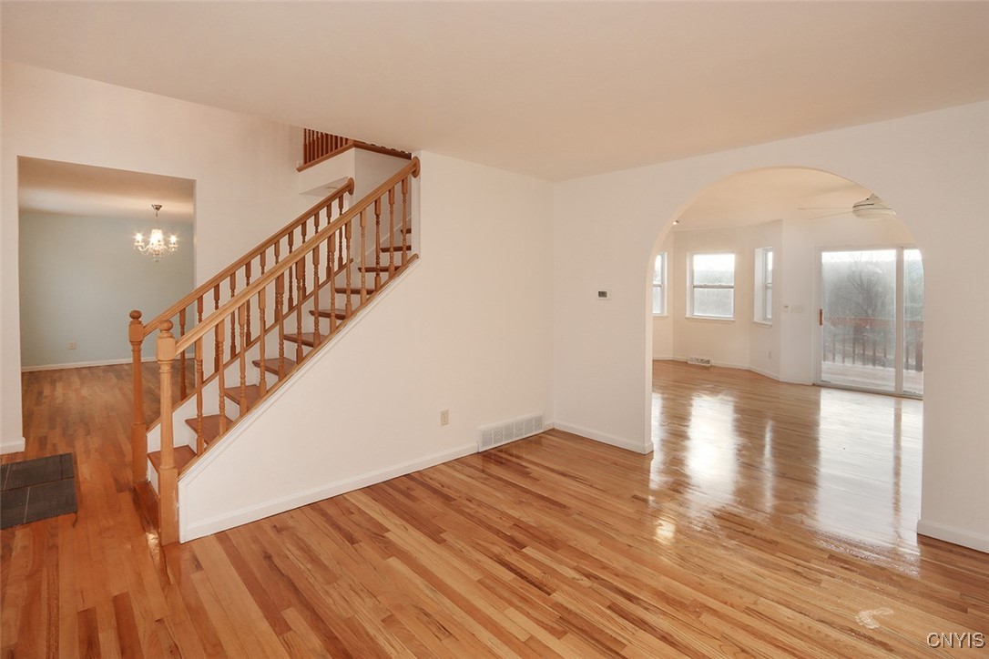 4872 Clark Lane Manlius, NY 13104 - Photo 3 of 50