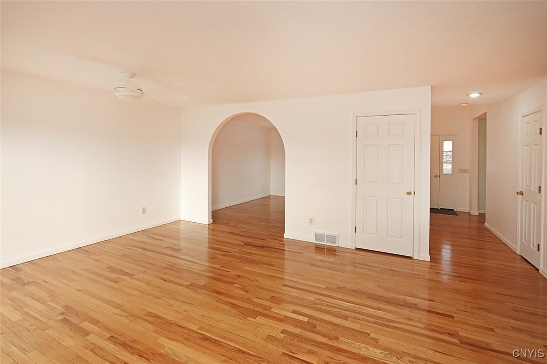 4872 Clark Lane Manlius, NY 13104 - Photo 6 of 50