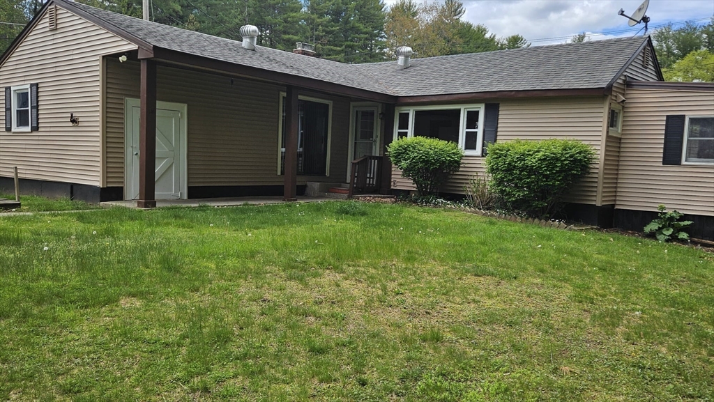 2 Hedgeway Street, Unit 1 Ayer, MA 01432 - Photo 2 of 27