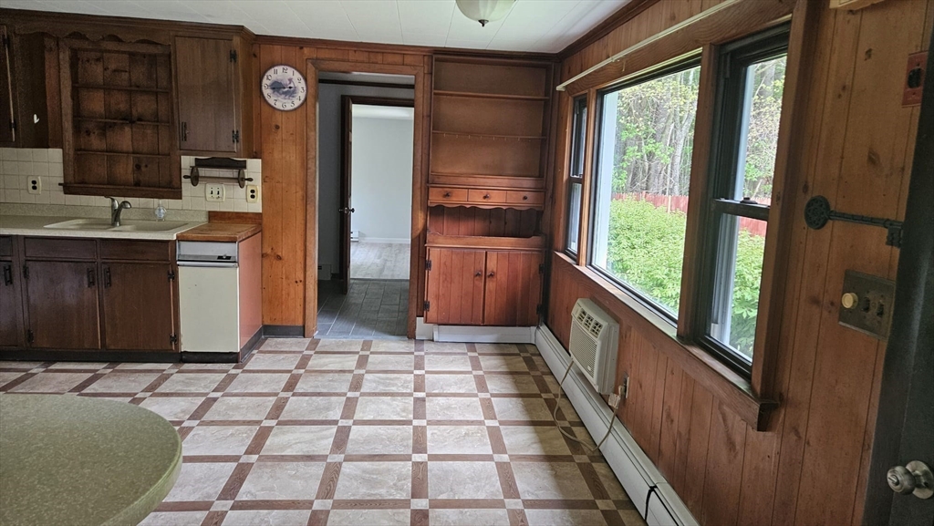 2 Hedgeway Street, Unit 1 Ayer, MA 01432 - Photo 8 of 27