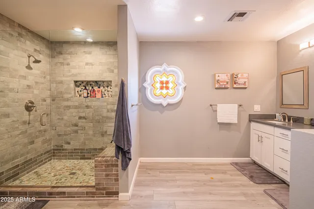 $599,900 | 1648 East Mitchell Drive, Phoenix, AZ 85016