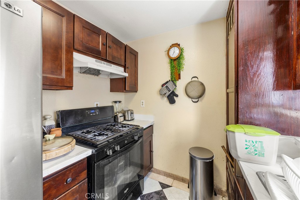 1219 South Downey Road Los Angeles, CA 90023 - Photo 7 of 25