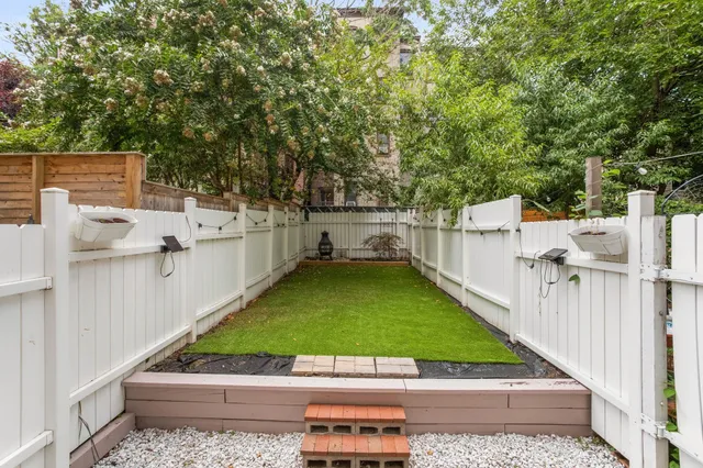 $3,300 | 204 6th Street, Unit 1L, Jersey City, NJ 07302