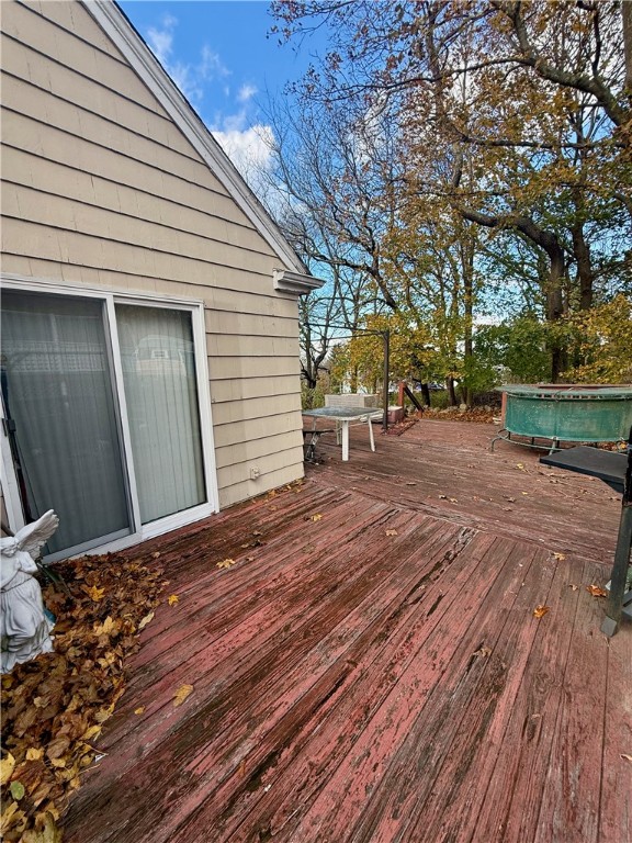 48 Hambly Road Tiverton, RI 02878 - Photo 8 of 42