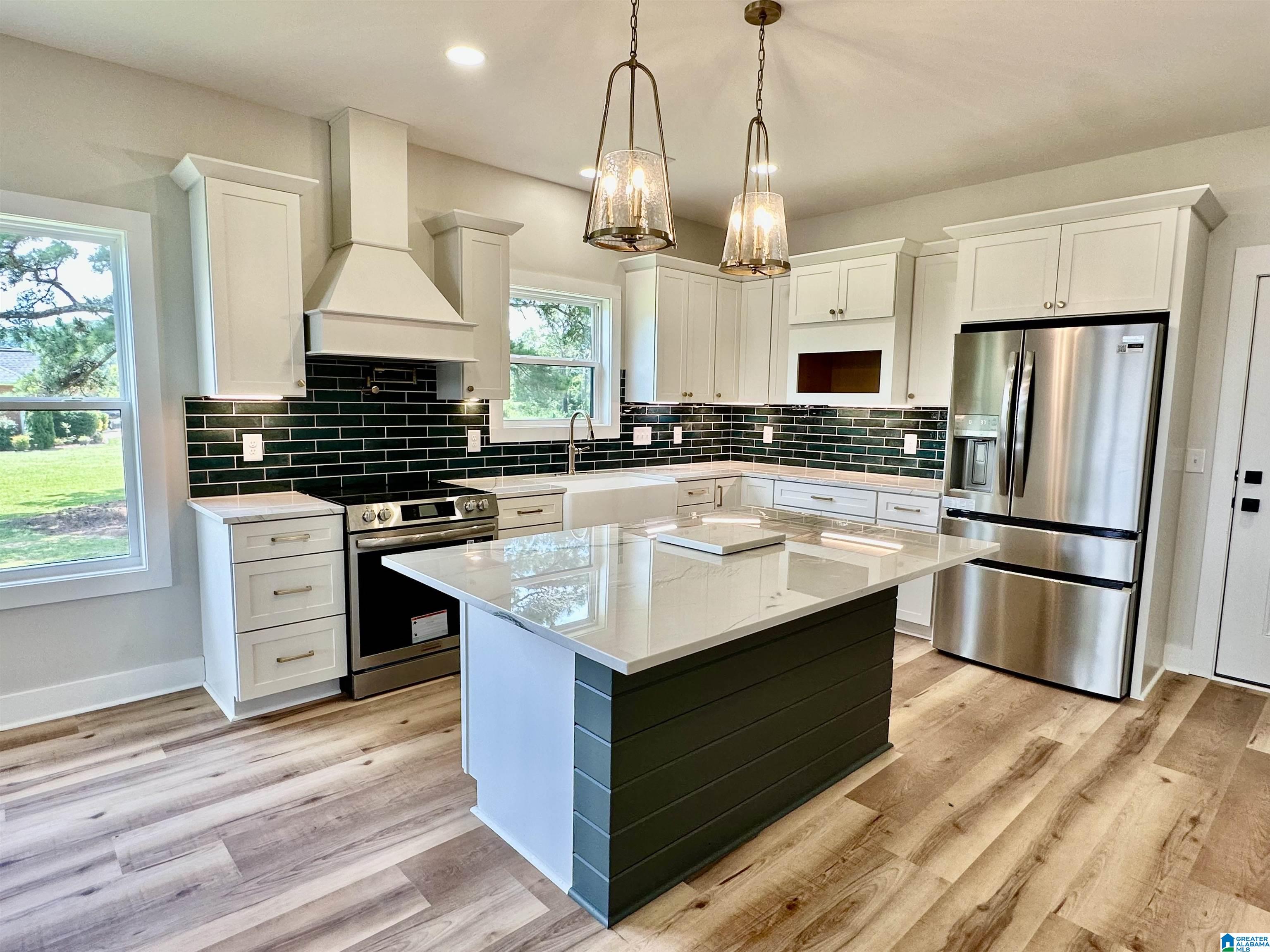 847 Rainbow Haven Road Rainbow City, AL 35906 - Photo 3 of 47