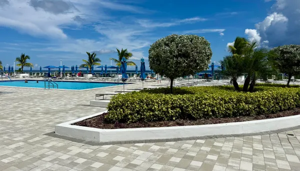 $5,000 | 1890 South Ocean Drive, Unit 703, Hallandale Beach, FL 33009