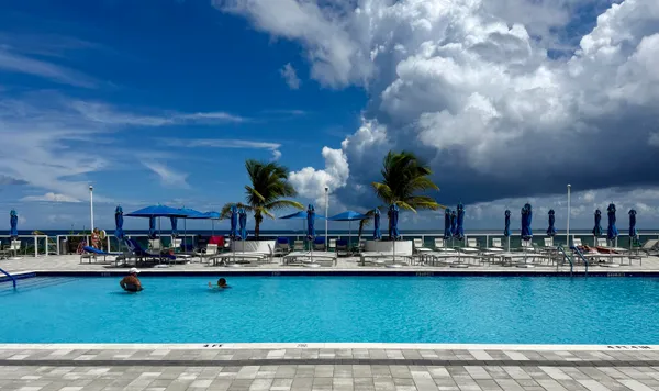 $5,000 | 1890 South Ocean Drive, Unit 703, Hallandale Beach, FL 33009