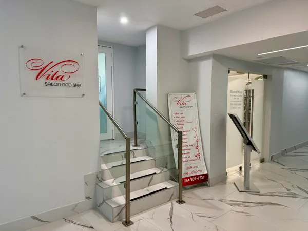 $5,000 | 1890 South Ocean Drive, Unit 703, Hallandale Beach, FL 33009
