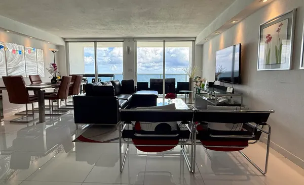 $5,000 | 1890 South Ocean Drive, Unit 703, Hallandale Beach, FL 33009
