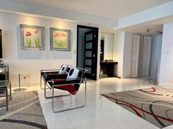 $5,000 | 1890 South Ocean Drive, Unit 703, Hallandale Beach, FL 33009