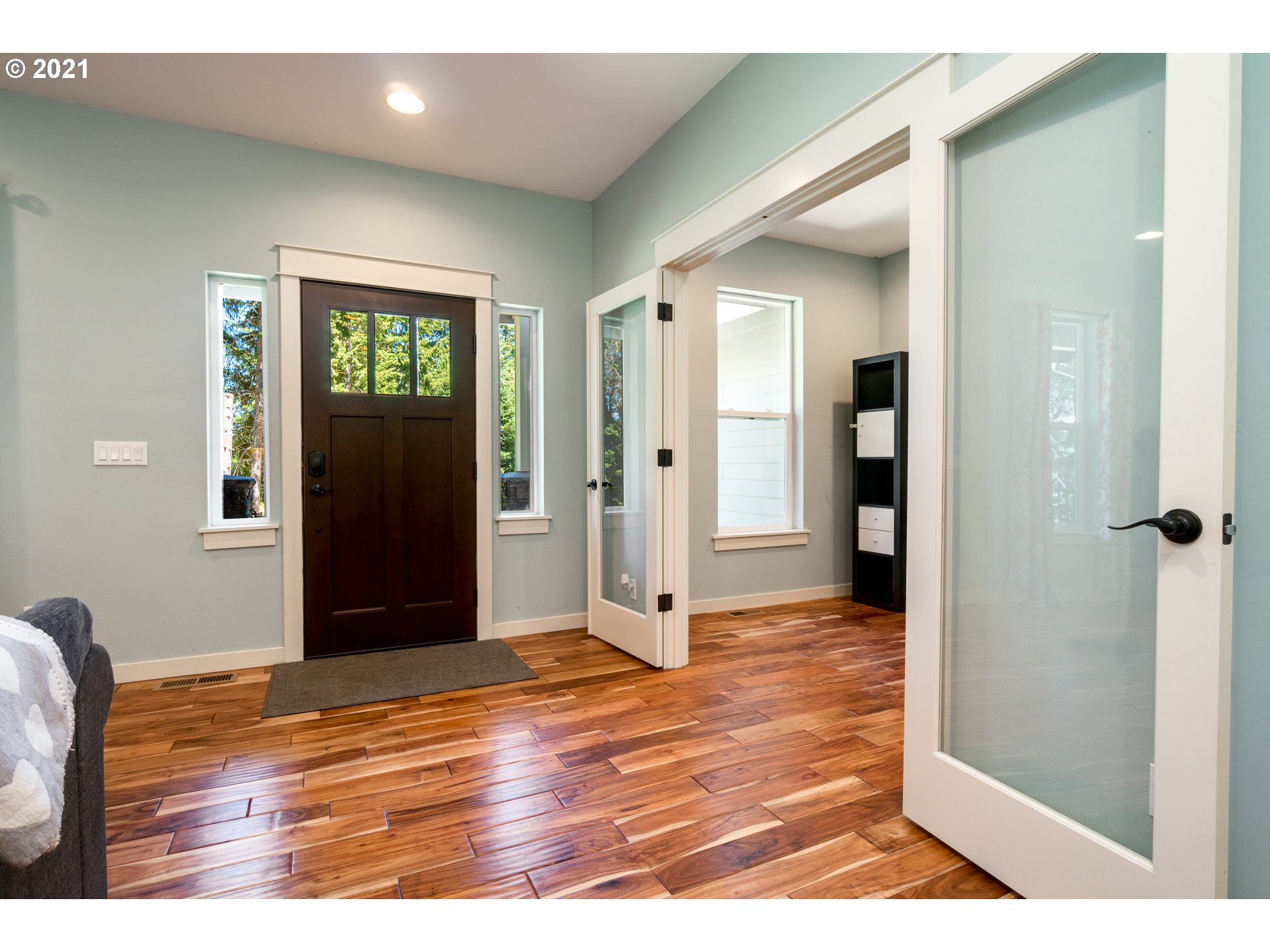 3320 James Road Hood River, OR 97031 - Photo 7 of 32 Gallery Image 7
