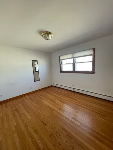 $1,600 | 5230 North Delphia Avenue, Unit 3W, Chicago, IL 60656