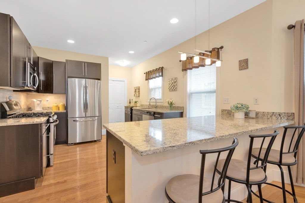 21 Marion Road, Unit 21 Belmont, MA 02478 - Photo 10 of 27 Gallery Image 10