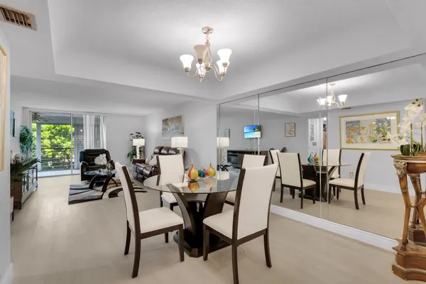 $250,000 | 23247 Barwood Lane North, Unit 305, Boca Raton, FL 33428