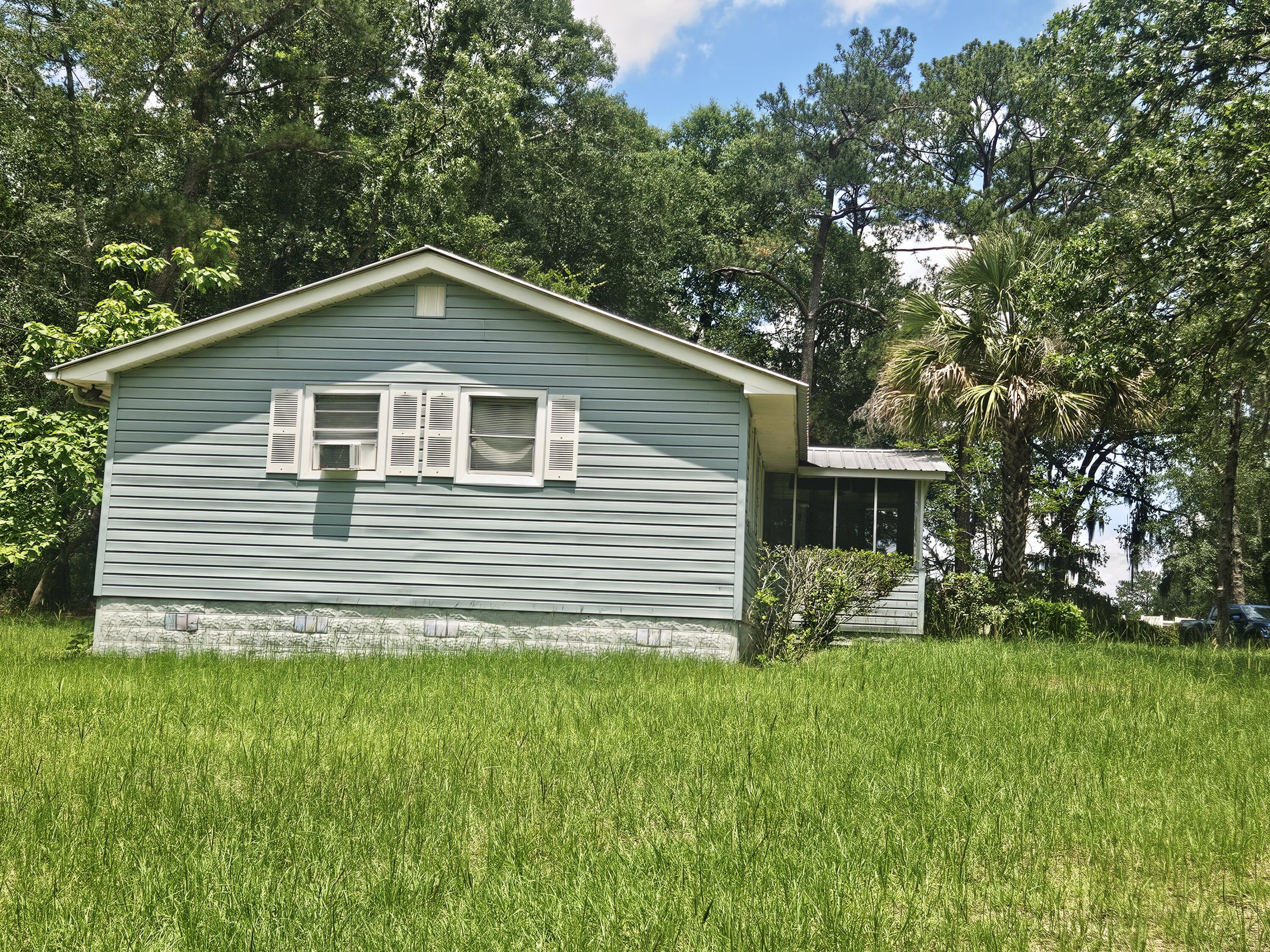 126 Rattlesnake Trail Walterboro, SC 29488 - Photo 4 of 18 20250611_141222 (1)