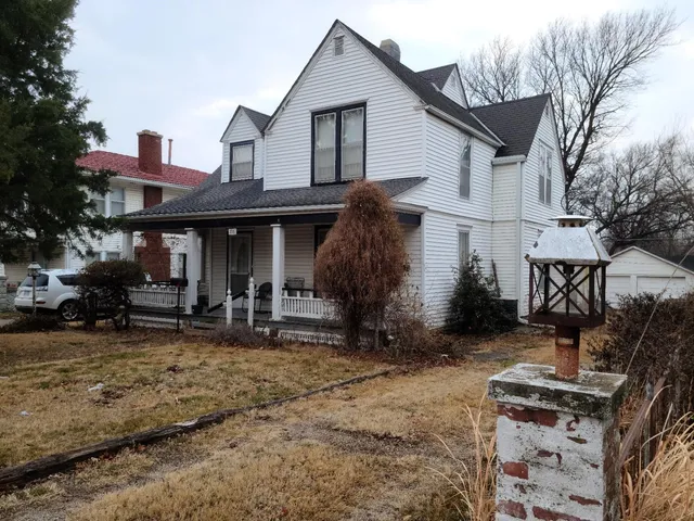 $88,000 | 716 North Washington Avenue, Wellington, KS 67152