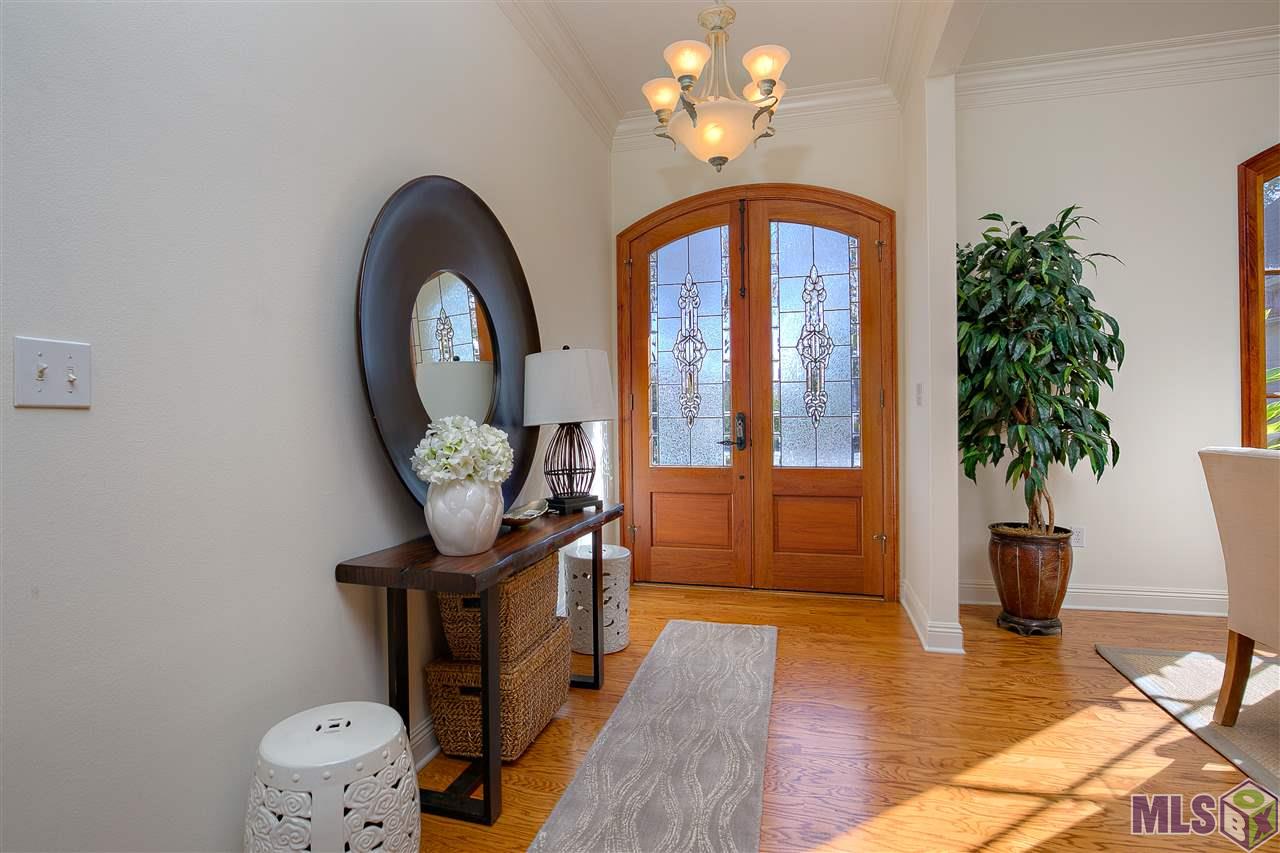 4324 Bluestone Drive Baton Rouge, LA 70809 - Photo 2 of 27