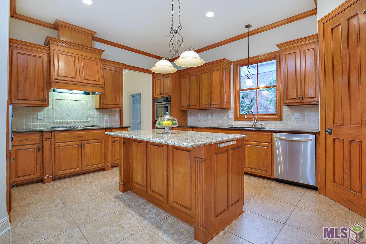 4324 Bluestone Drive Baton Rouge, LA 70809 - Photo 7 of 27