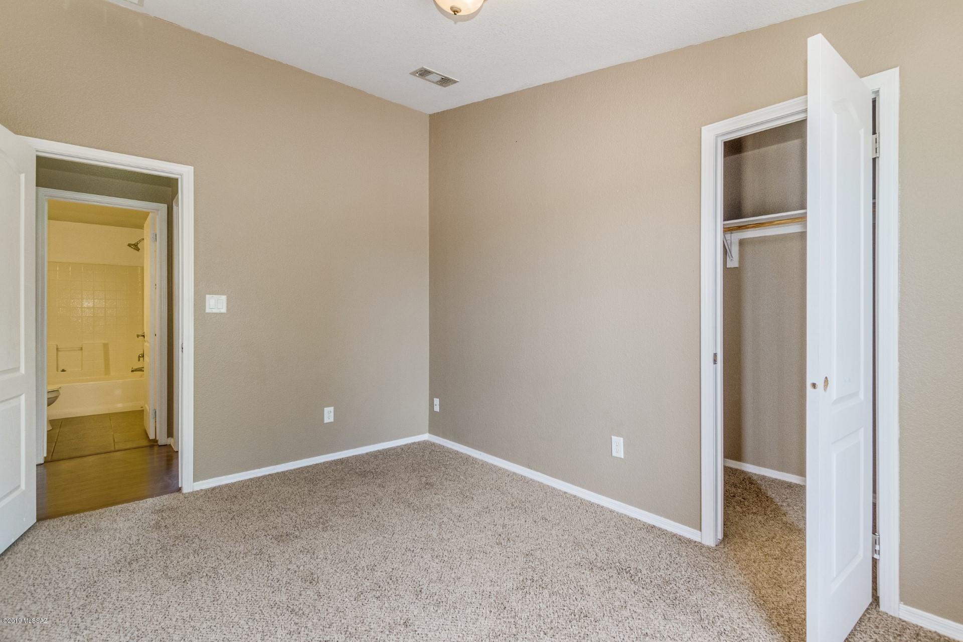8945 West Bopp Road Tucson, AZ 85735 - Photo 14 of 21 a view of an empty room
